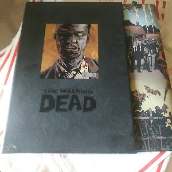 The Walking Dead Omnibus Volume 6